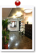 サライ萱町　エントランス