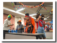 プログラム6：障害物競走ラムネ一気＆黄粉餅顔面ダイブ�